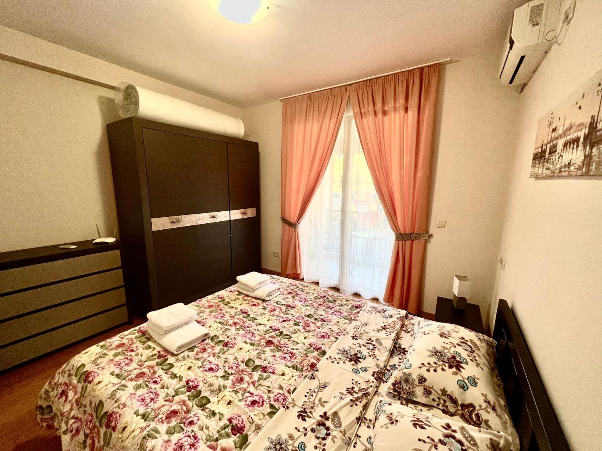 Apartments Nirgilija 티바트 외부 사진
