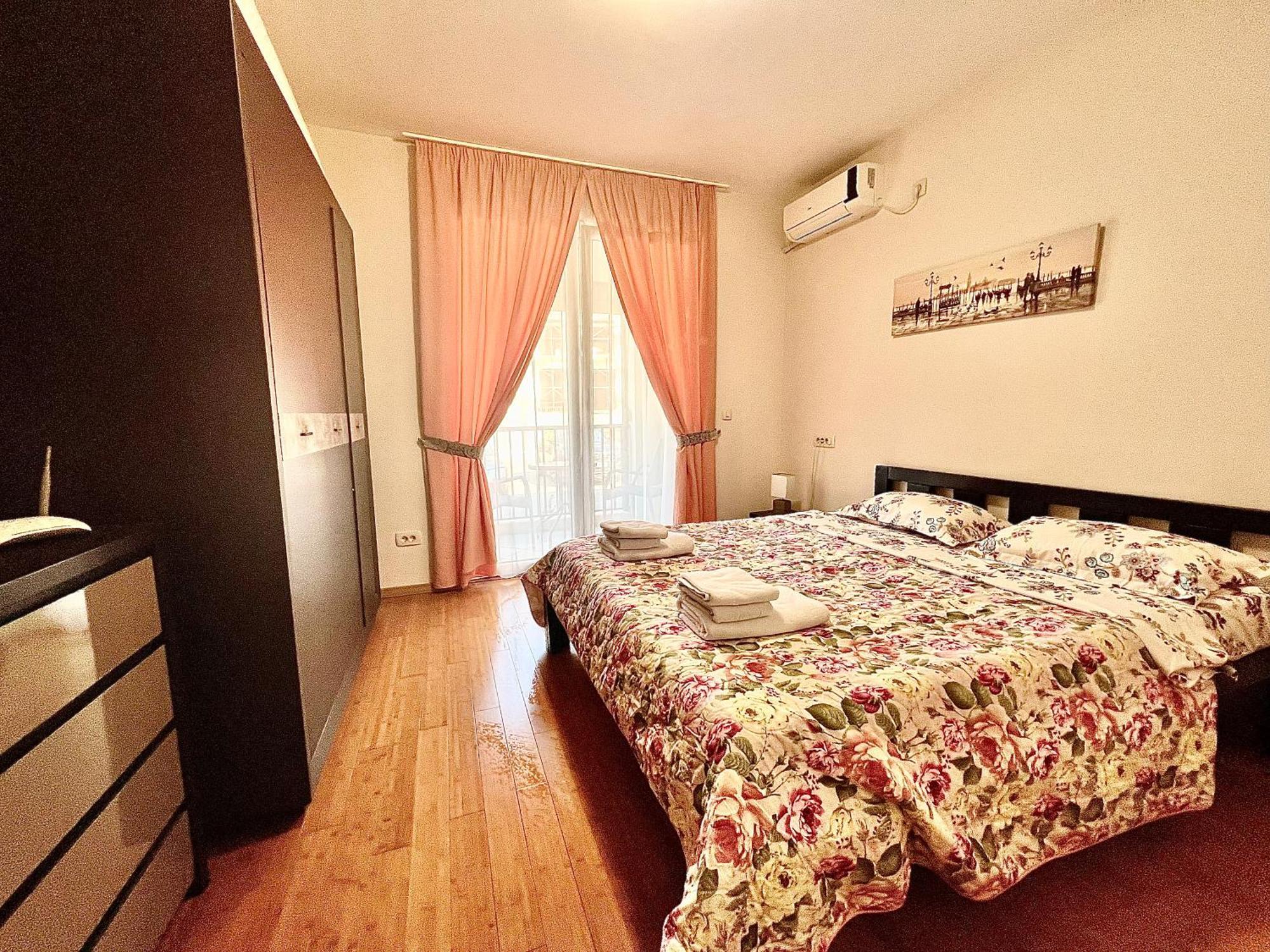Apartments Nirgilija 티바트 외부 사진
