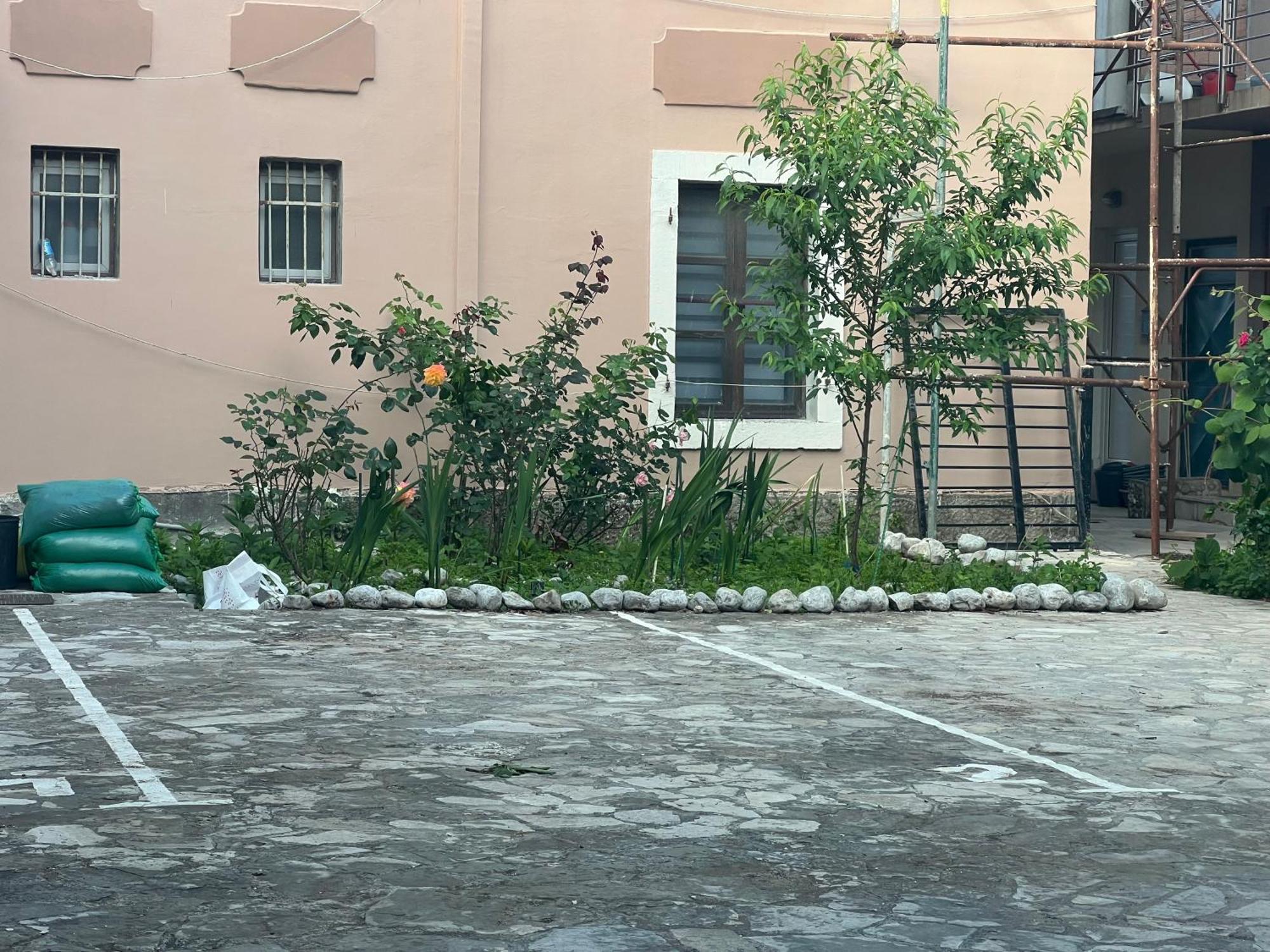 Apartments Nirgilija 티바트 외부 사진