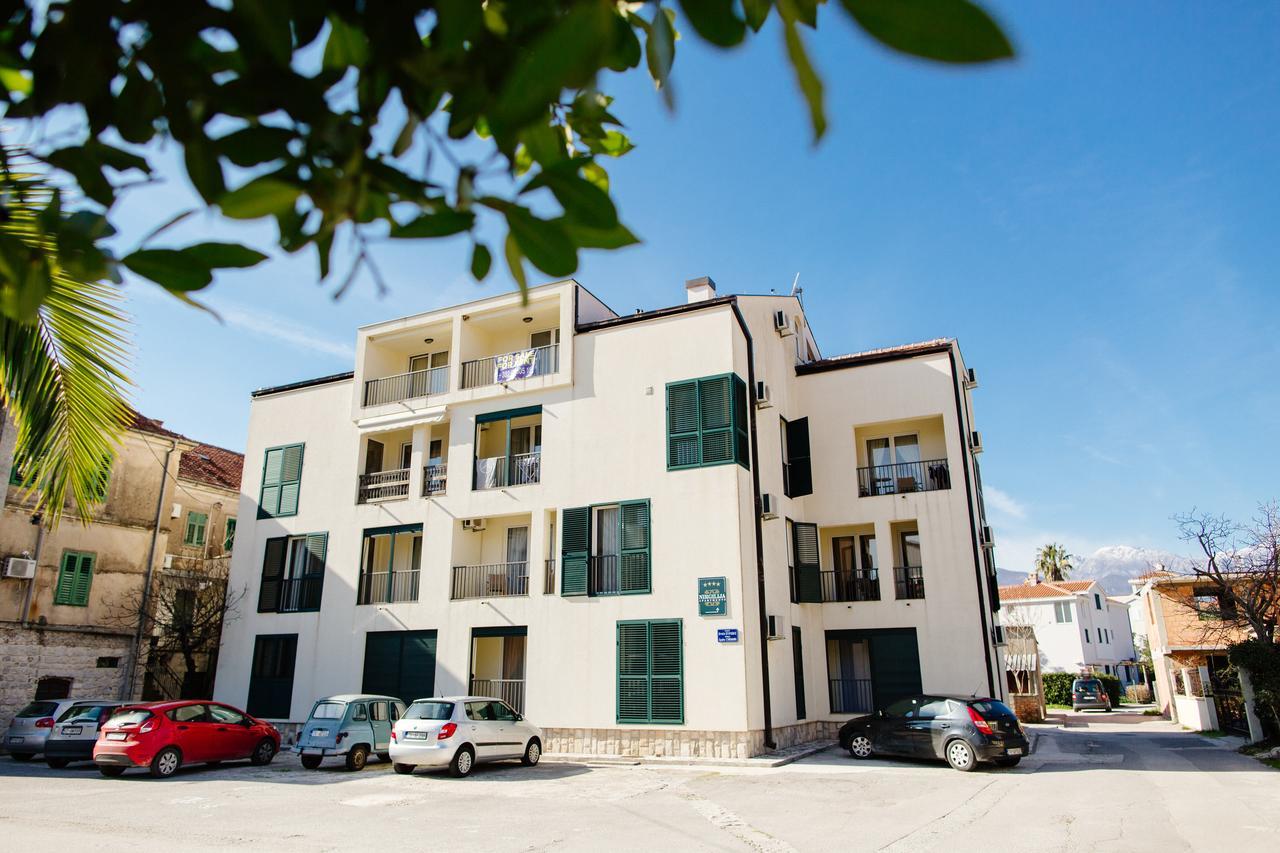 Apartments Nirgilija 티바트 외부 사진